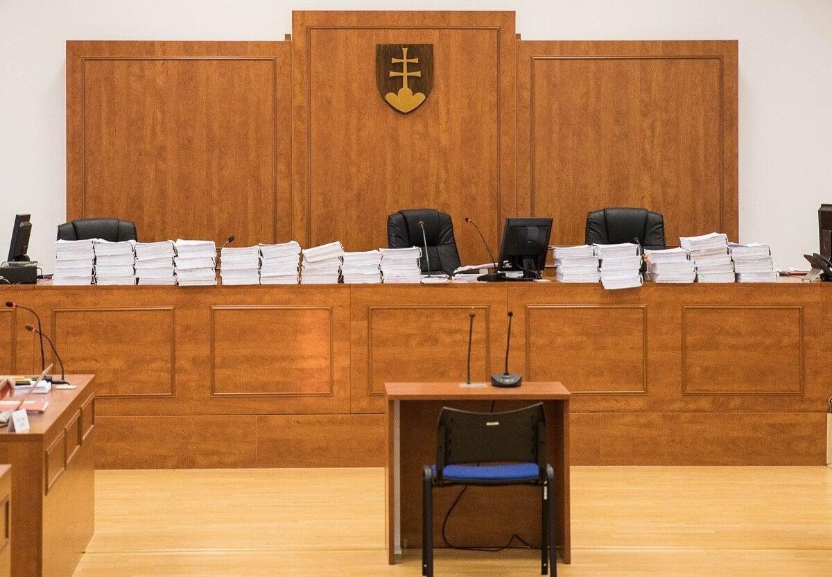 Súd schválil dohodu o vine a treste s dvojročným väzením pre Pavla Vorobjova v kauze Očistec