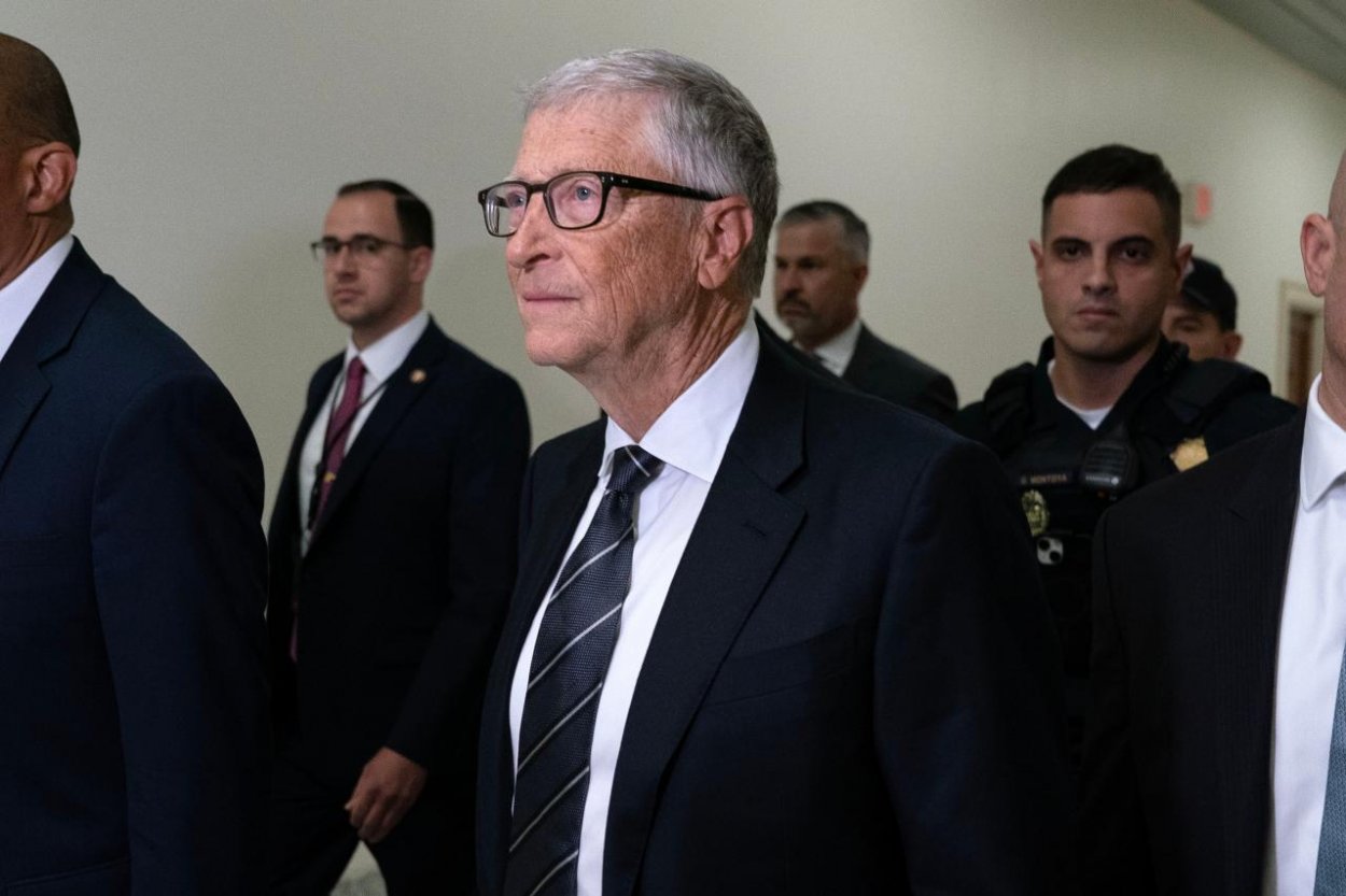 Bill Gates pred Kongresom odmietol spojenie s Epsteinovými zločinmi