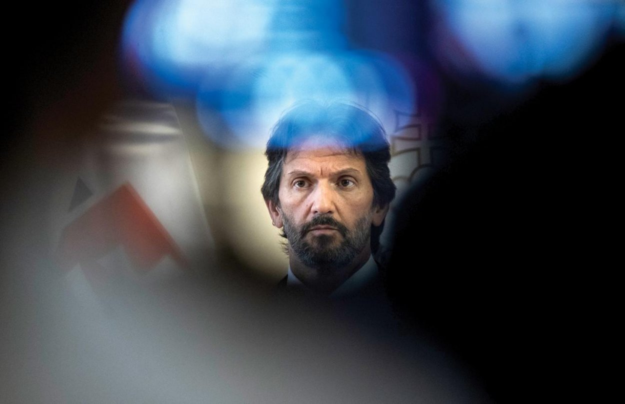 Minister vnútra odpísal policajtov