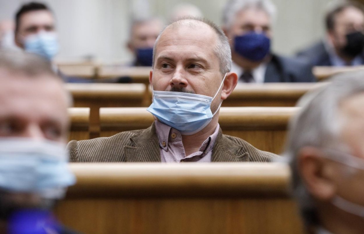 Kotleba zrejme porušil karanténu, polícia to preveruje