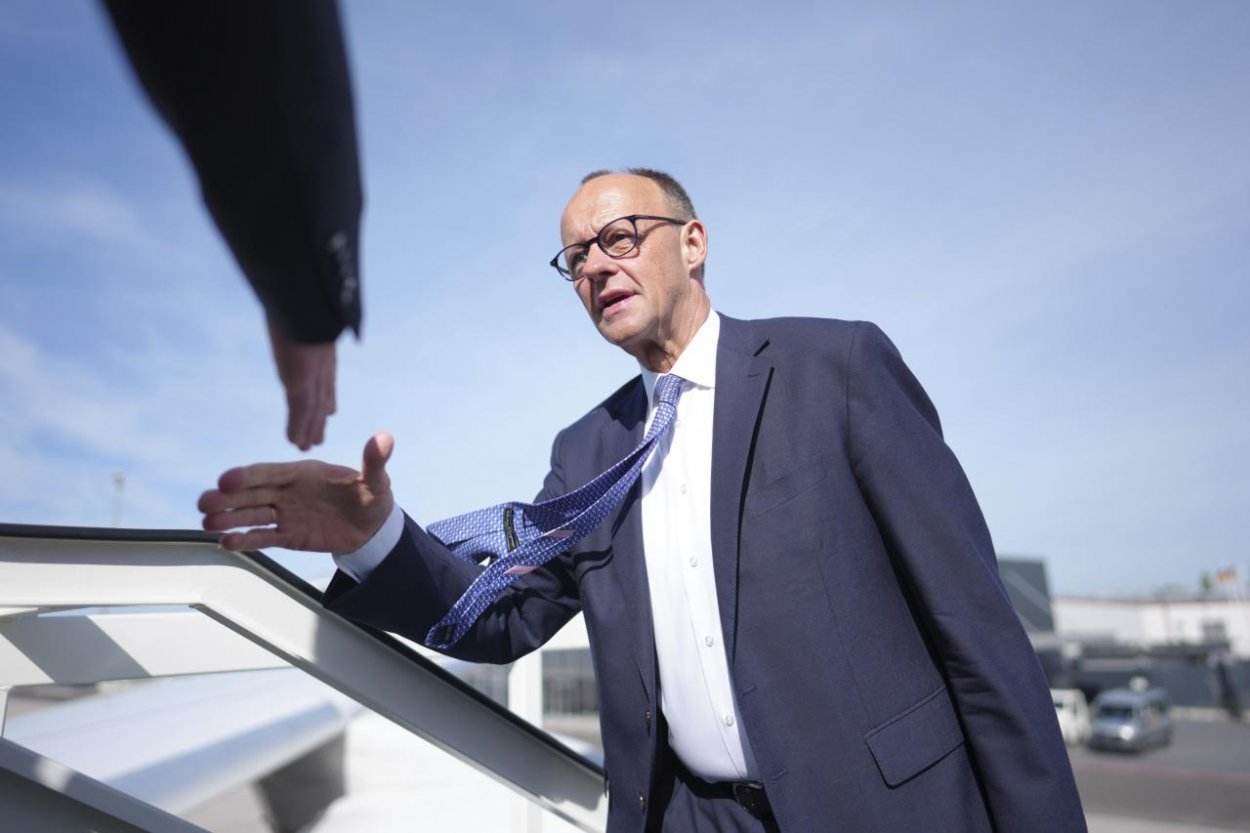 Podľa nemeckého kancelára Merza nemožno vojnu na Ukrajine ukončiť bez zapojenia USA