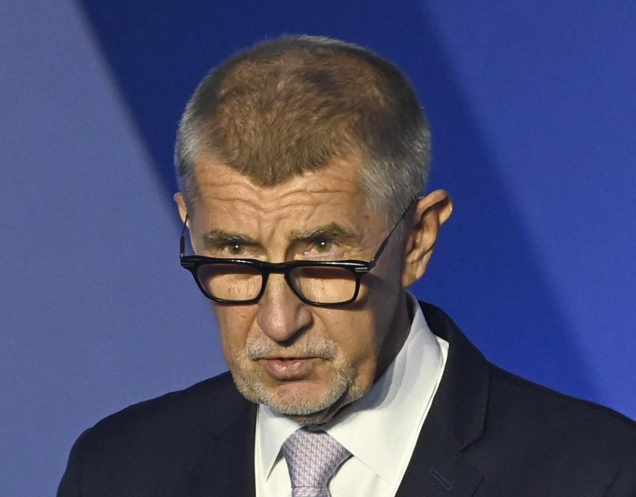 Ficovi sa podarilo priviesť Slovensko do hospodárskej krízy. Babiš plánuje viesť Česko rovnakou cestou