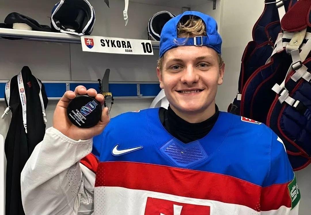 Ďalším draftovaným Slovákom je Adam Sýkora. Vybral si ho klub New York Rangers