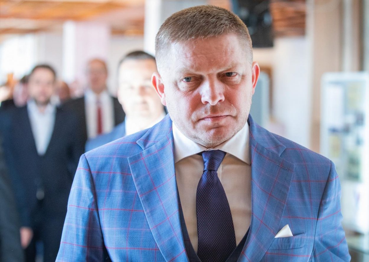 Robert Fico od polnoci nemá nárok na ochranku