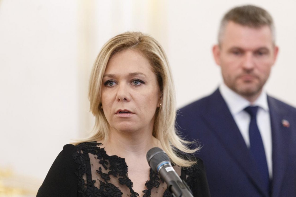 Za slušné Slovensko: Saková a Pellegrini naďalej chránia „našich“ ľudí