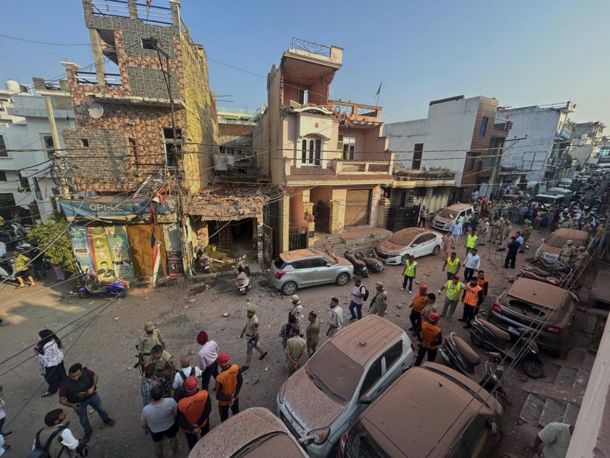 Pakistan podniká odvetné údery na Indiu za raketové útoky