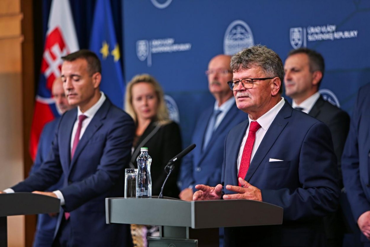 Školské odbory ostávajú v štrajkovej pohotovosti