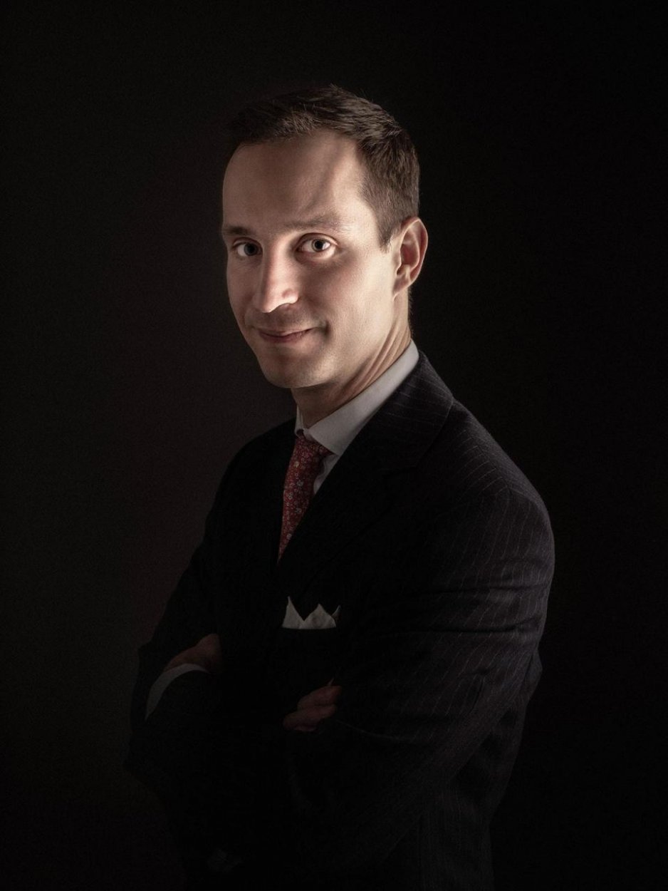 Americká spoločnosť má nakročené k čomusi zlému, ak sa nepodarí znížiť teplotu, hovorí analytik Roháč