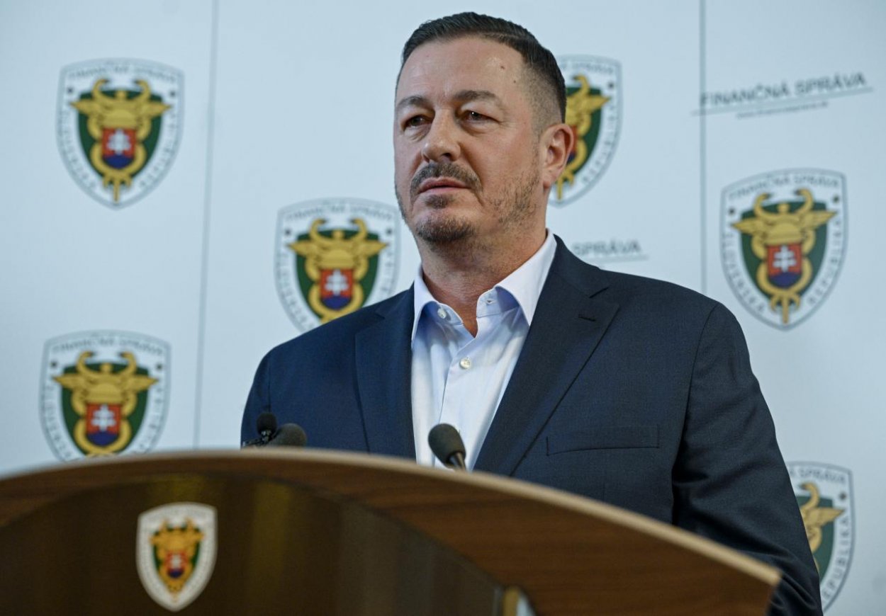 Pre vyhrážky Jozefovi Kissovi museli evakuovať Finančné riaditeľstvo SR