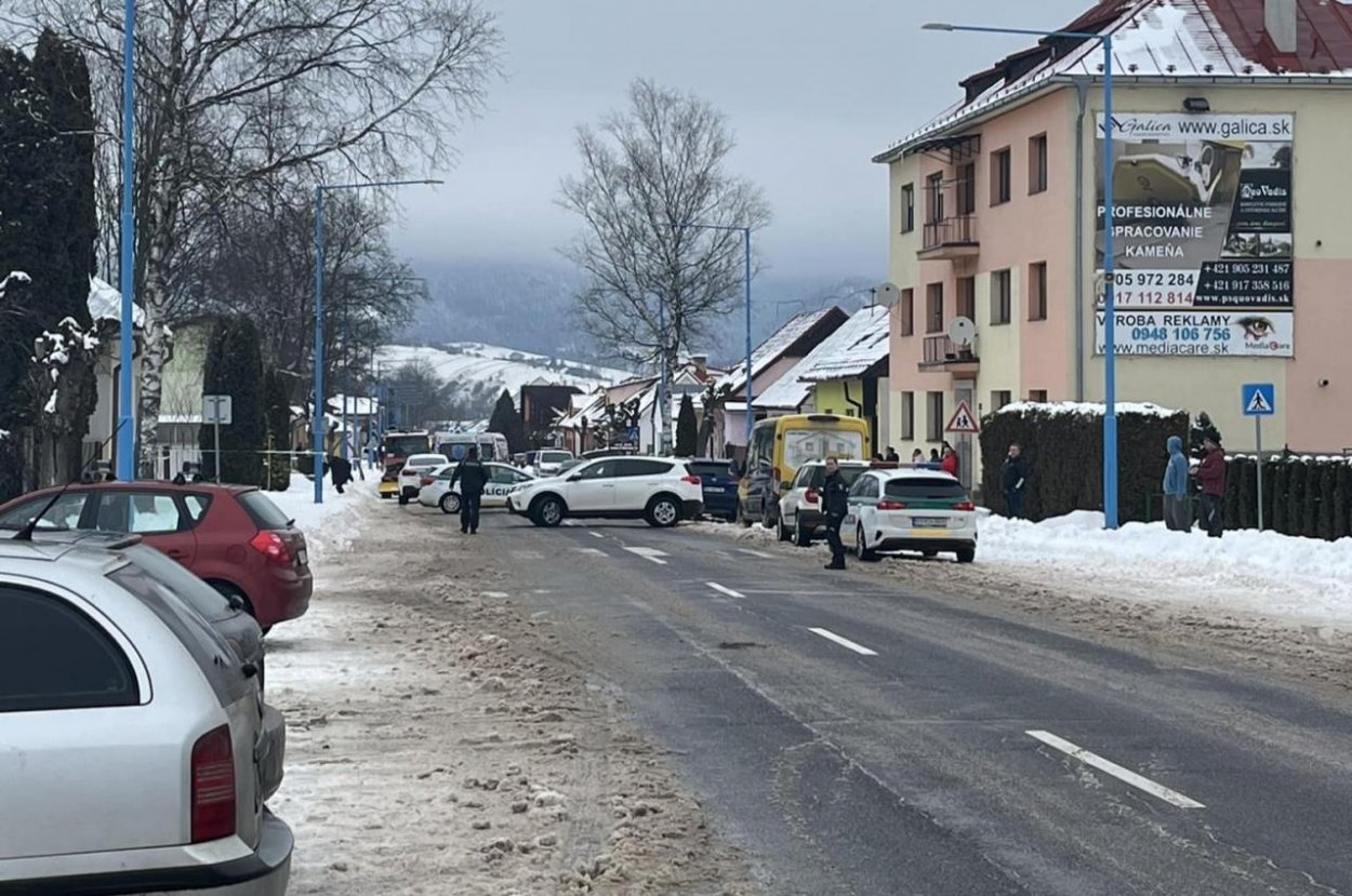 Pri útoku v Spišskej Starej Vsi zomreli dve ženy vo veku 18 a 51 rokov