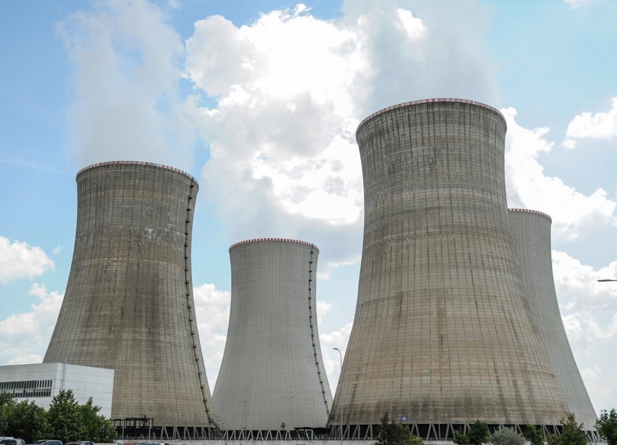 NAKA zasahovala v areáli elektrárne v Mochovciach