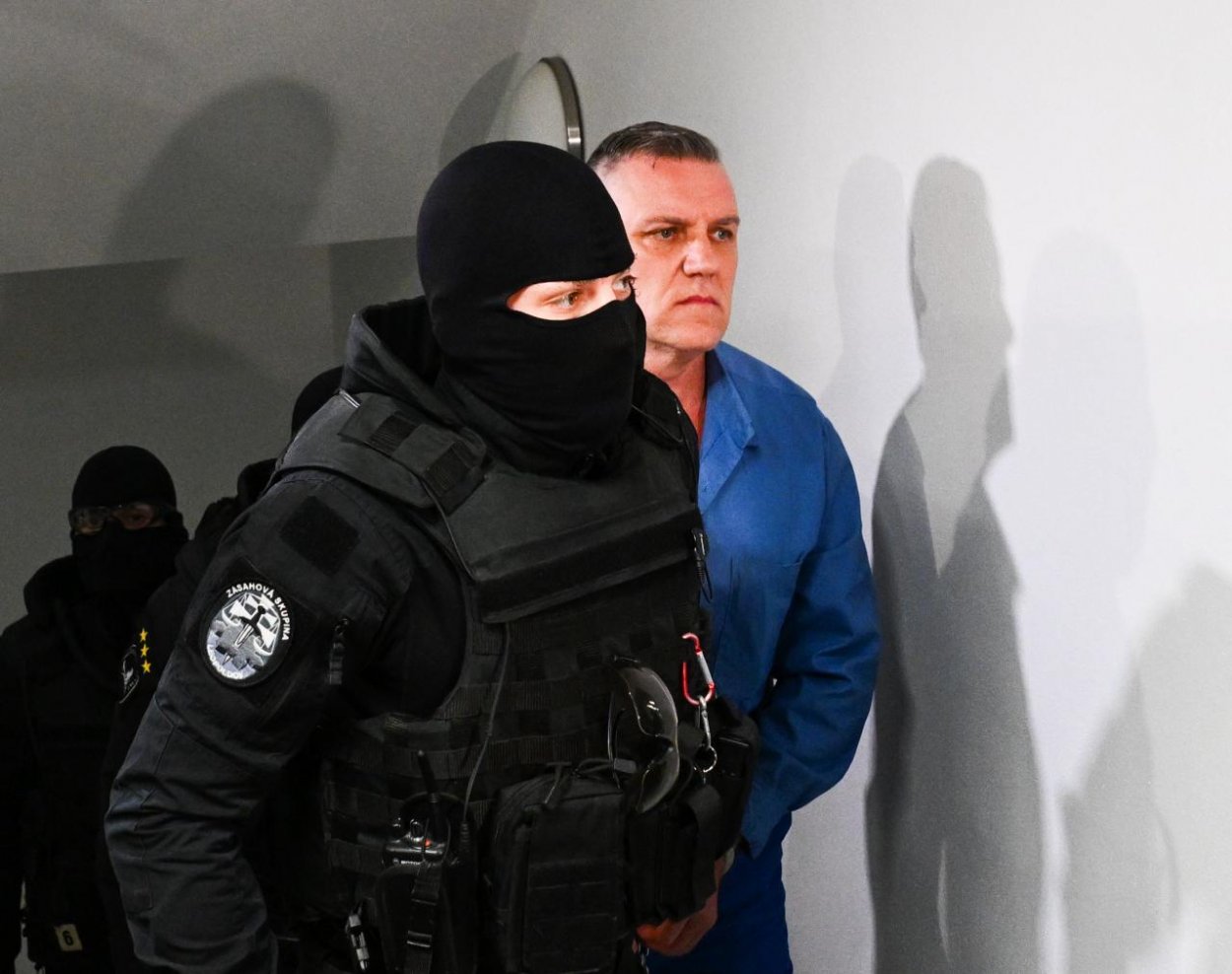 Návrhmi na podmienečné prepustenie Mikuláša Černáka sa bude opäť zaoberať okresný súd