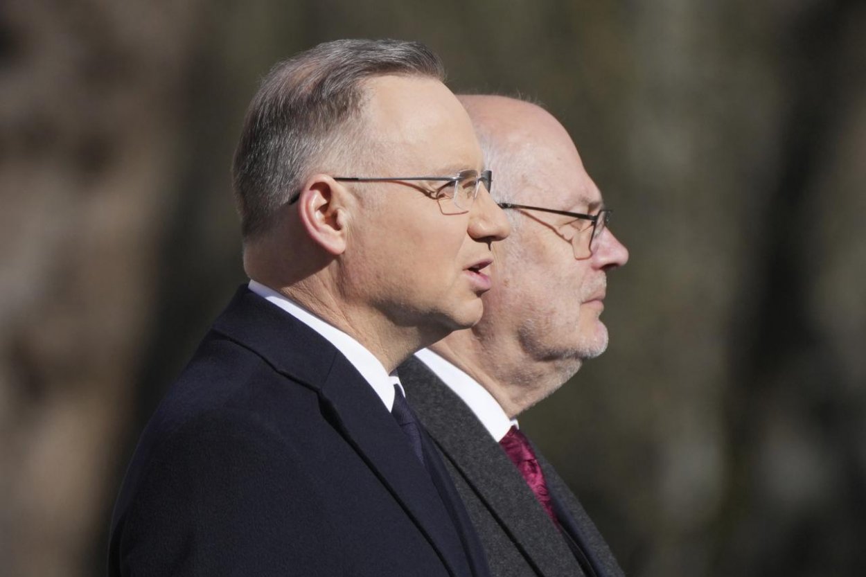 Poľské ministerstvo odtajnilo dokumenty o nákupe systému Pegasus