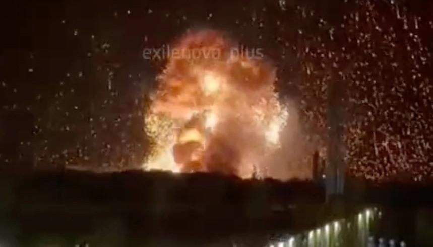 Ukrajina ONLINE: Po útoku dronov horí čiernomorský ropný terminál v Novorossijsku