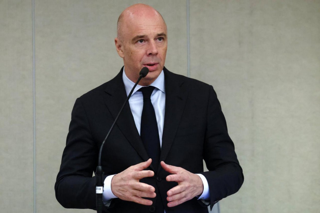 Na stretnutí ministrov financií G20 je prítomný aj ruský minister Siluanov, upozorňuje New York Times
