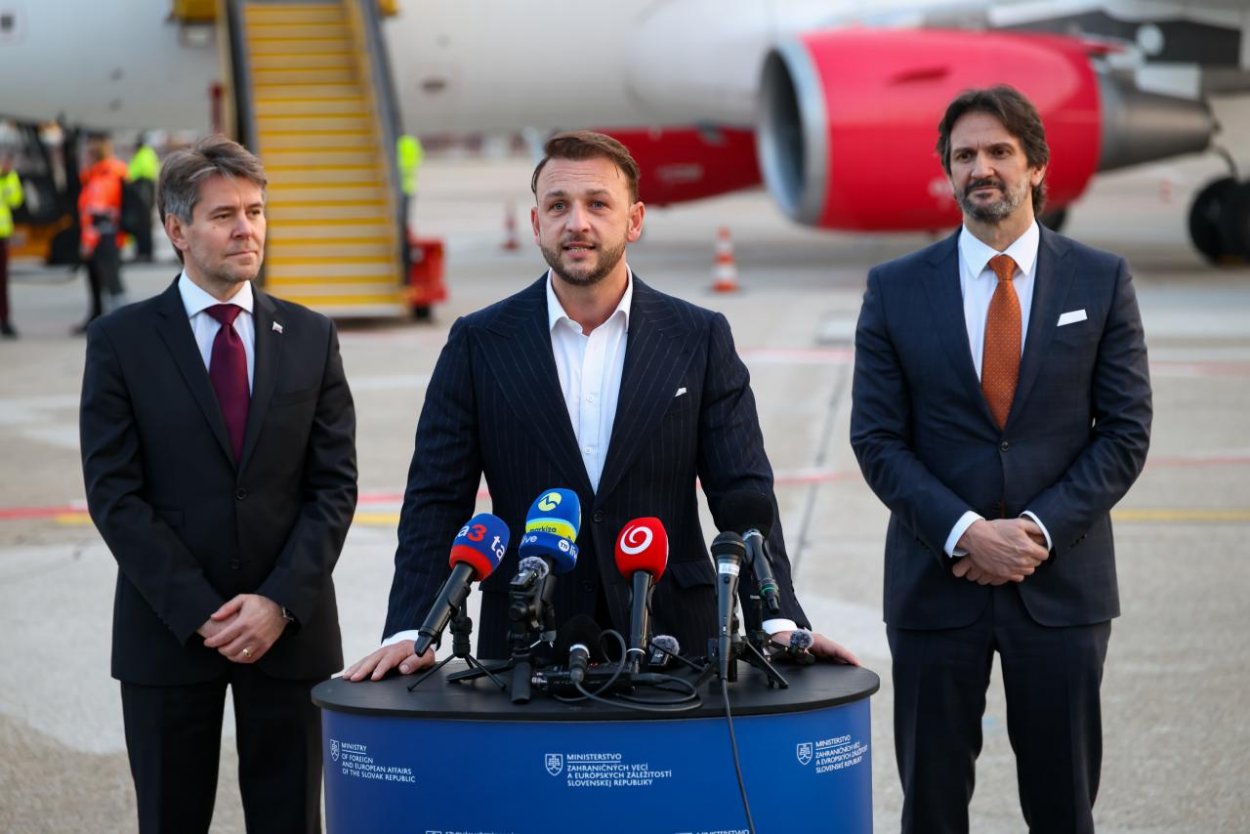 PS aj odborári kritizujú prepúšťanie skoro 150 upratovačiek rezortu vnútra