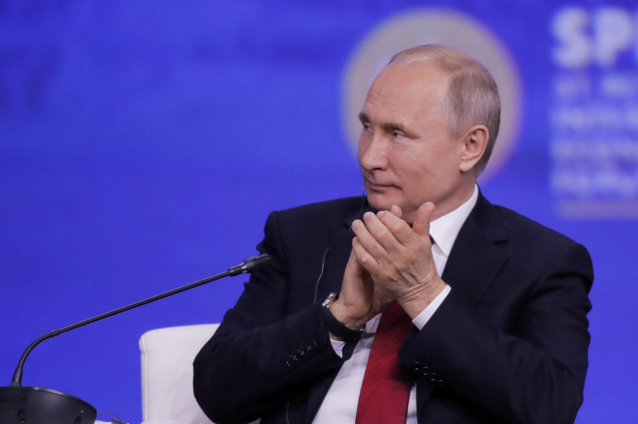 Putin je ochotný stretnúť sa s novým ukrajinským prezidentom