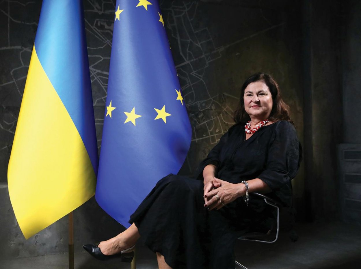 Veľvyslankyňa Katarína Mathernová: Ukrajinská armáda je jasne najsilnejšia v Európe