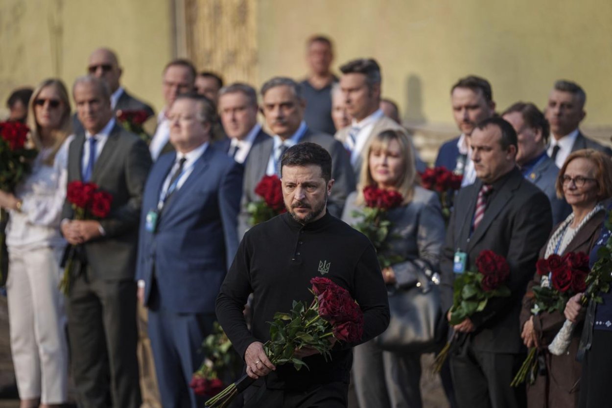 Ukrajinský prezident Zelenskyj pricestoval do Ríma na pohreb pápeža Františka