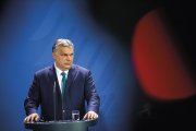Maďarský ekonóm Lajos Bokros: Orbán nemá rád chudobných, len oligarchov