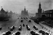 Jacques Rupnik, Michael Chertoff a ďalšie osobnosti o ponaučeniach zo studenej vojny