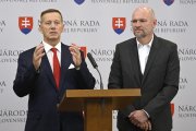 Prečo a pre koho vzniklo spojenie Sulíka s Kollárom? Odpovedá psychiater Péter Hunčík