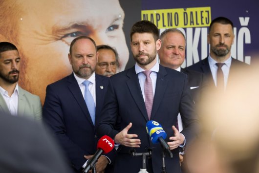 Dobré ráno, Slovensko: O tom, na čej strane je opozícia
