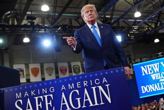 DemWatch: Donald Trump je naďalej svojím najmocnejším nepriateľom
