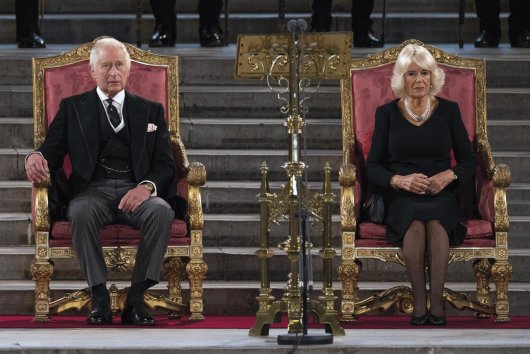 Odborníčka na kráľovskú rodinu: Rozsah pohrebu je nepredstaviteľný