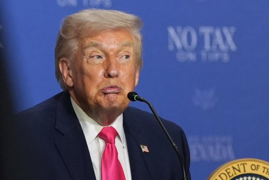 DemWatch: Trumpovo správanie vyvoláva dôvodné obavy o jeho príčetnosti. Stačia na jeho odvolanie? 