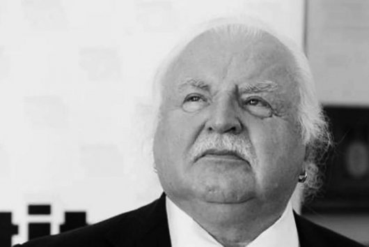 Dva akordy proti poriadku