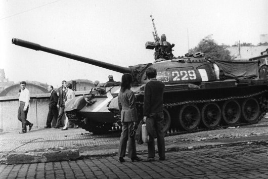 Protiofenzíva pravdy: Ako vzdorovať dezinformáciám o invázii 1968