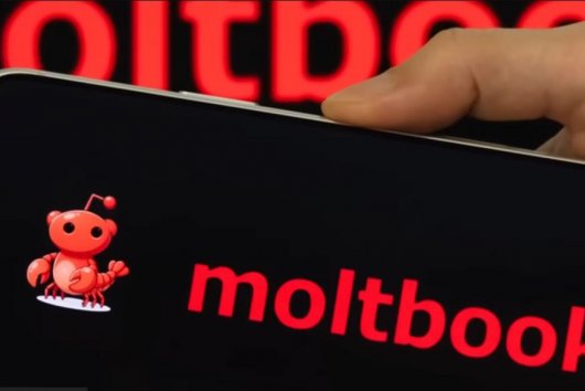 Moltbook – sociálna sieť pre AI chatbotov, alebo sociálny experiment? 