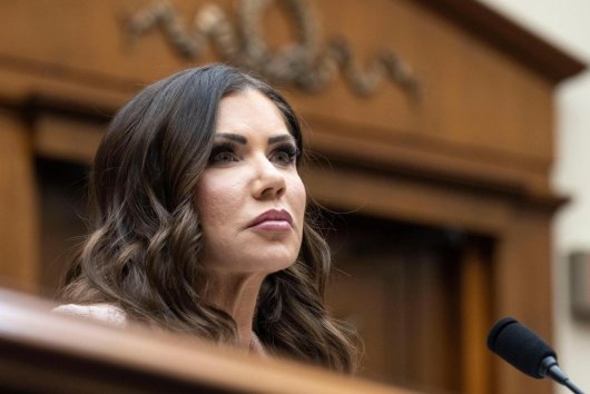 Trump odvolal ministerku pre vnútornú bezpečnosť Kristi Noemovú – čo to znamená podľa Maríny Gálisovej