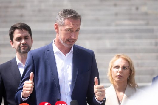 Podľa KDH treba žiadosti o zápis manželstiev osôb rovnakého pohlavia odmietnuť – čo to znamená podľa Maríny Gálisovej