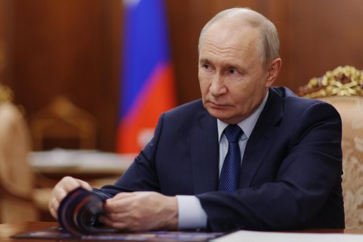 Putinova dilema. Bez mobilizácie hrozí porážka, keď ju vyhlási, riskuje opakovanie histórie roku 1917