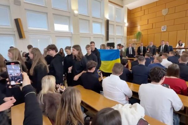 Študentské a mládežnícke organizácie vyjadrili podporu popradským stredoškolákom a stoja pri nich