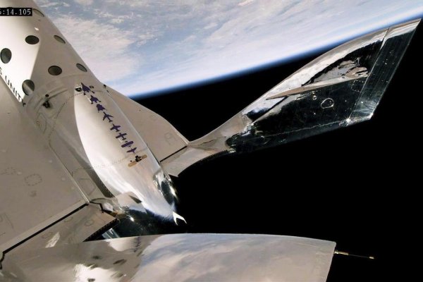 Firma Virgin Galactic uskutočnila prvý súkromný suborbitálny let