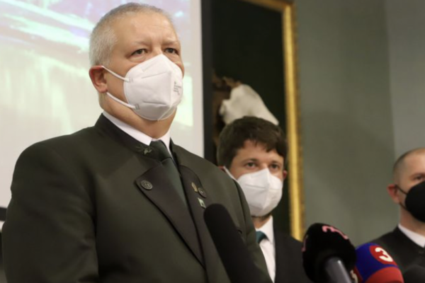 Riaditeľ štátnych lesov Köszeghy po článkoch v .týždni ponúkol svoje odstúpenie