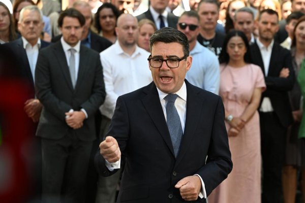 Nový britský premiér Burnham prisľúbil zachovať britskú pomoc Ukrajine, Zelenskyj mu gratuluje