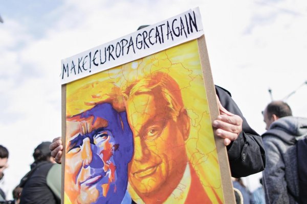 Orbán požiadal Trumpa o výnimku z amerických sankcií na ruskú ropu