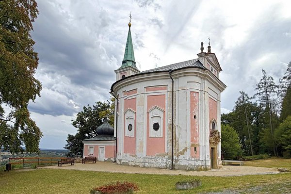 Stredné Čechy: Príbehy železa a uránu