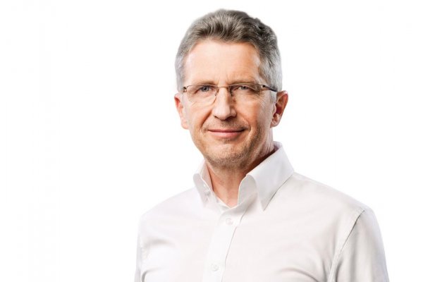 Exminister obrany SR Ivan Šimko: Slovensko musí zostať na strane slobodného sveta