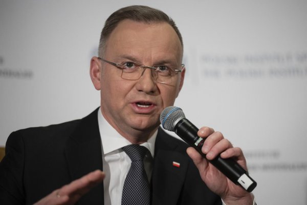 Duda nepodpíše návrh zákona o dekriminalizácii interrupcií