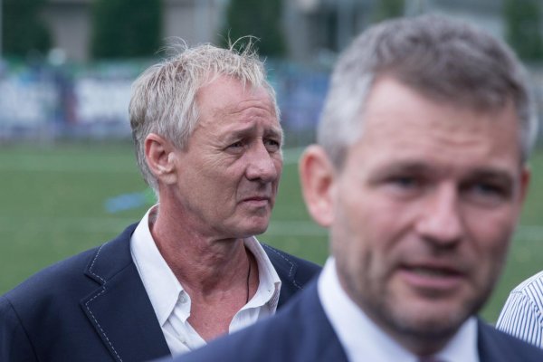 Kmotrík investoval do bratislavskej vody, nevýhodná zmluva ostáva v platnosti