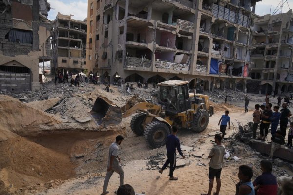 Izraelská armáda po útokoch Hamasu letecky zaútočila na juh Pásma Gazy