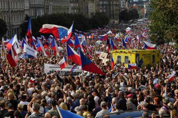 Na Václavskom námestí sa zišlo 70-tisíc protivládnych demonštrantov