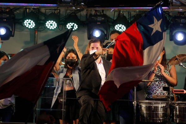 Marína Gálisová: Pád do prázdneho stredu