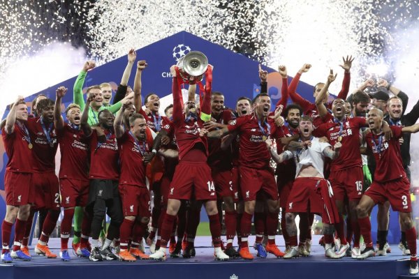 Liverpool dobyl Európu a zastaviť sa nechystá