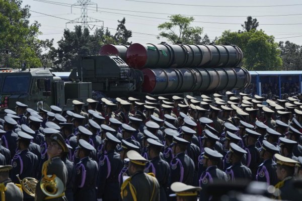 Reuters: Izrael stále zvažuje obmedzený útok na jadrové zariadenia Iránu